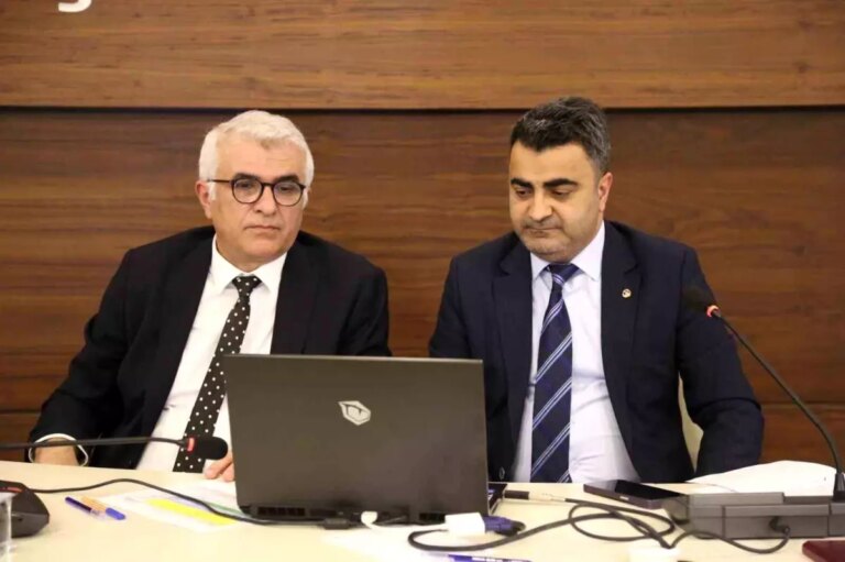 mesleki-egitim-protokolu-toplantisi-duzenlendi-1Lj29kCK.jpg