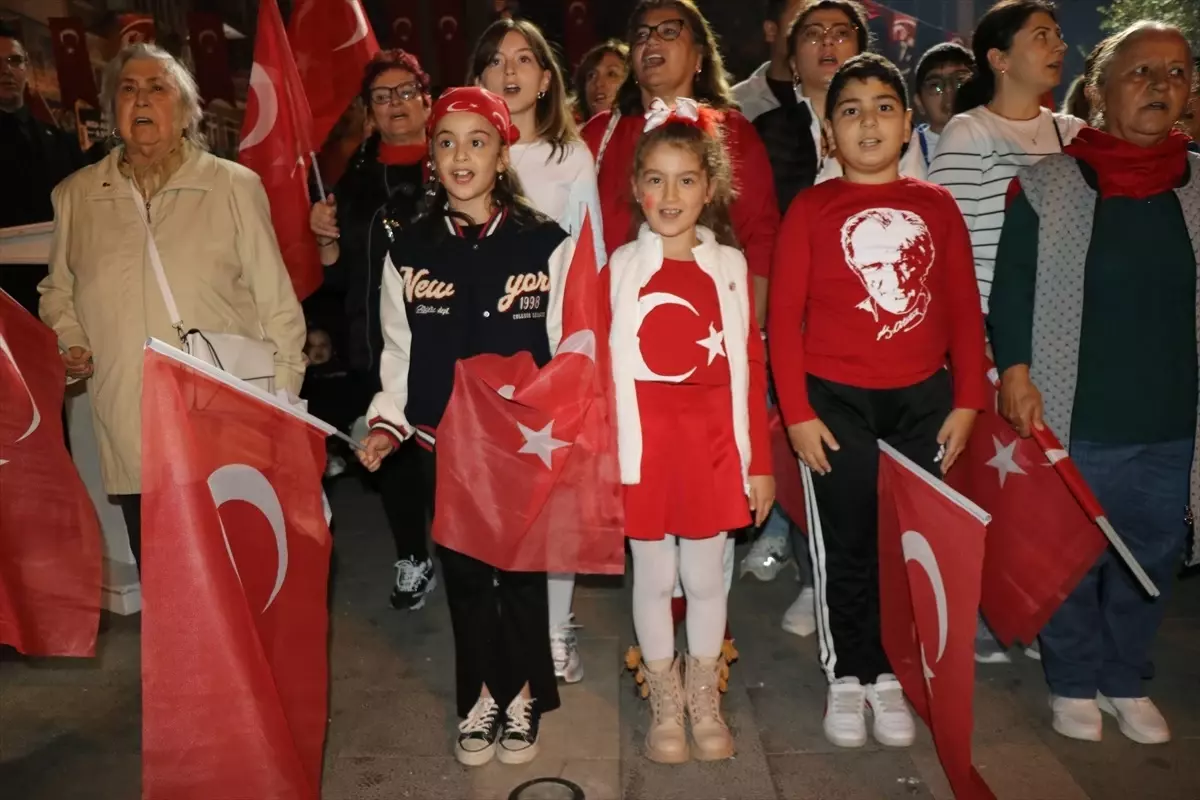 amasyada cumhuriyet coskusu 9Nekx3xH.jpg