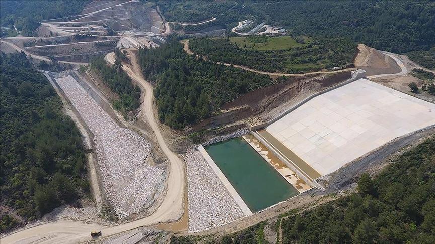 bakan yumakli girme barajinda su tutulmaya baslandigini duyurdu 1v49J7Lb.jpg
